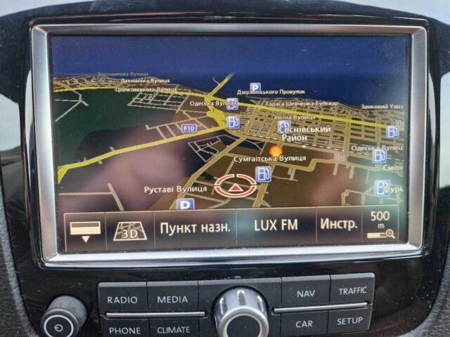 Белый Фольксваген Туарег, объемом двигателя 3 л и пробегом 185 тыс. км за 23000 $, фото 17 на Automoto.ua