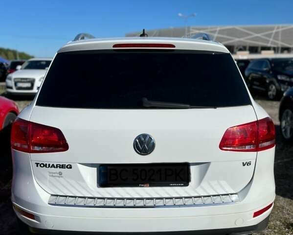 Белый Фольксваген Туарег, объемом двигателя 3.6 л и пробегом 135 тыс. км за 16500 $, фото 10 на Automoto.ua