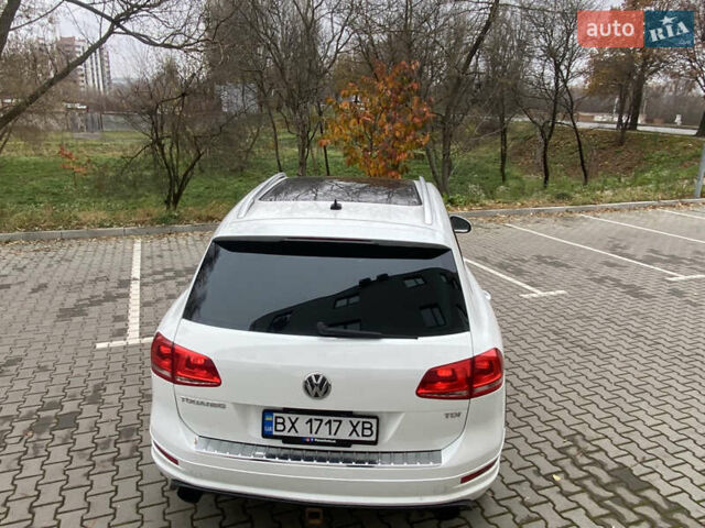 Белый Фольксваген Туарег, объемом двигателя 2.97 л и пробегом 260 тыс. км за 22500 $, фото 20 на Automoto.ua