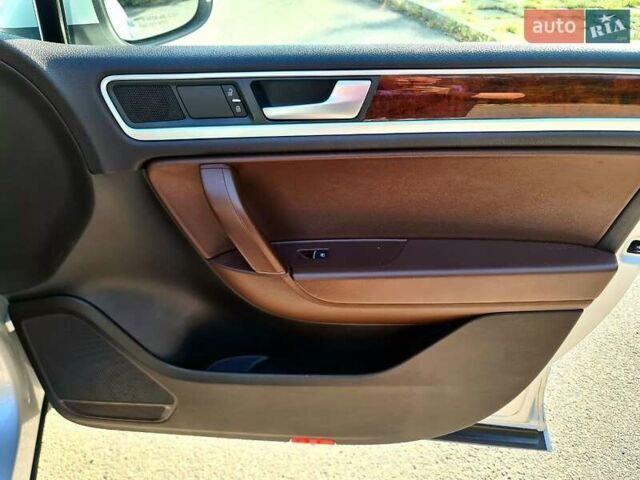 Белый Фольксваген Туарег, объемом двигателя 2.97 л и пробегом 195 тыс. км за 19700 $, фото 36 на Automoto.ua