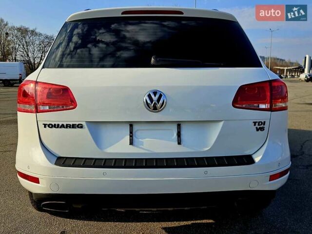 Белый Фольксваген Туарег, объемом двигателя 3 л и пробегом 210 тыс. км за 15900 $, фото 8 на Automoto.ua