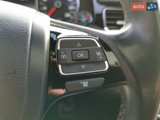 Белый Фольксваген Туарег, объемом двигателя 2.97 л и пробегом 222 тыс. км за 18999 $, фото 34 на Automoto.ua