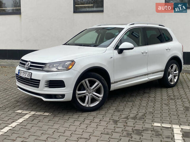 Белый Фольксваген Туарег, объемом двигателя 2.97 л и пробегом 260 тыс. км за 22500 $, фото 33 на Automoto.ua