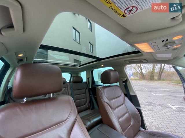 Белый Фольксваген Туарег, объемом двигателя 2.97 л и пробегом 260 тыс. км за 22500 $, фото 63 на Automoto.ua