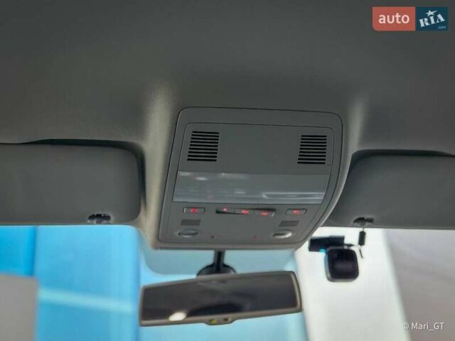 Білий Фольксваген Туарег, об'ємом двигуна 3 л та пробігом 239 тис. км за 19300 $, фото 42 на Automoto.ua