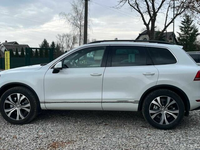 Белый Фольксваген Туарег, объемом двигателя 3 л и пробегом 214 тыс. км за 18999 $, фото 3 на Automoto.ua