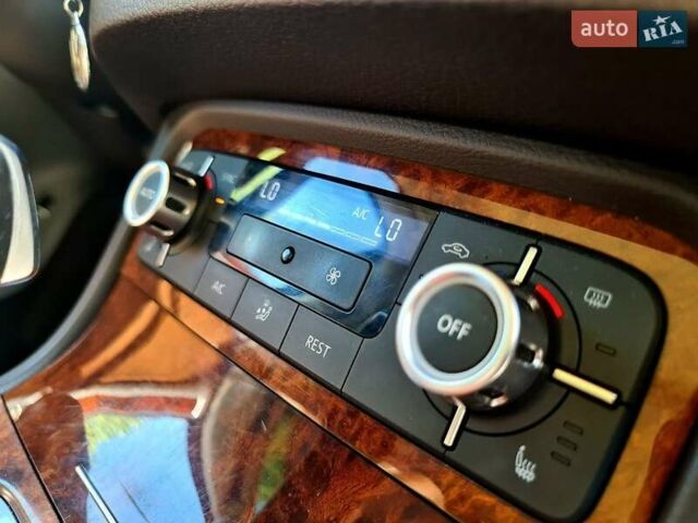 Белый Фольксваген Туарег, объемом двигателя 2.97 л и пробегом 195 тыс. км за 19700 $, фото 32 на Automoto.ua