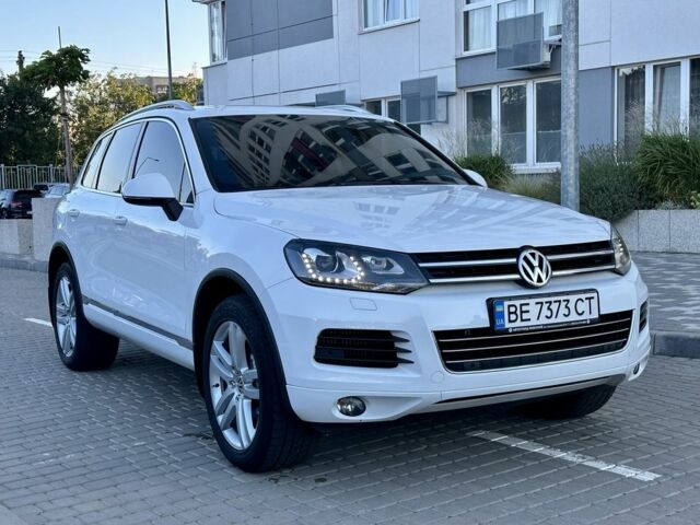 Белый Фольксваген Туарег, объемом двигателя 3 л и пробегом 213 тыс. км за 23500 $, фото 11 на Automoto.ua