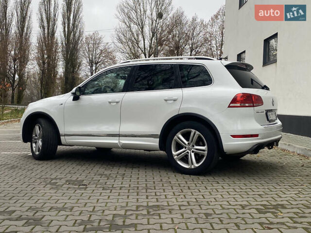 Белый Фольксваген Туарег, объемом двигателя 2.97 л и пробегом 260 тыс. км за 22500 $, фото 30 на Automoto.ua