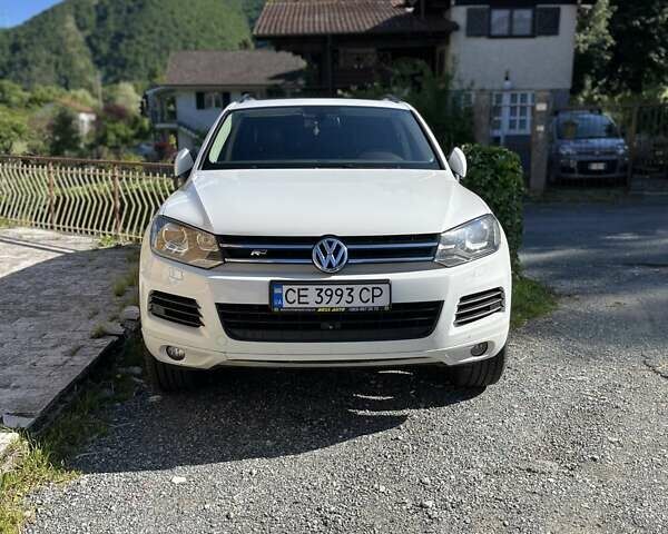 Белый Фольксваген Туарег, объемом двигателя 2.97 л и пробегом 295 тыс. км за 21500 $, фото 10 на Automoto.ua