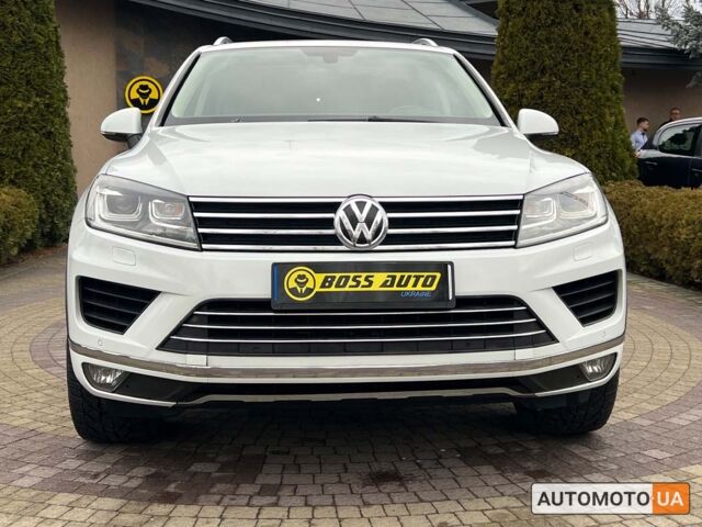 Білий Фольксваген Туарег, об'ємом двигуна 3.6 л та пробігом 153 тис. км за 23200 $, фото 1 на Automoto.ua