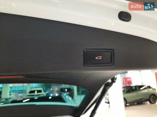 Белый Фольксваген Туарег, объемом двигателя 3 л и пробегом 111 тыс. км за 23477 $, фото 16 на Automoto.ua