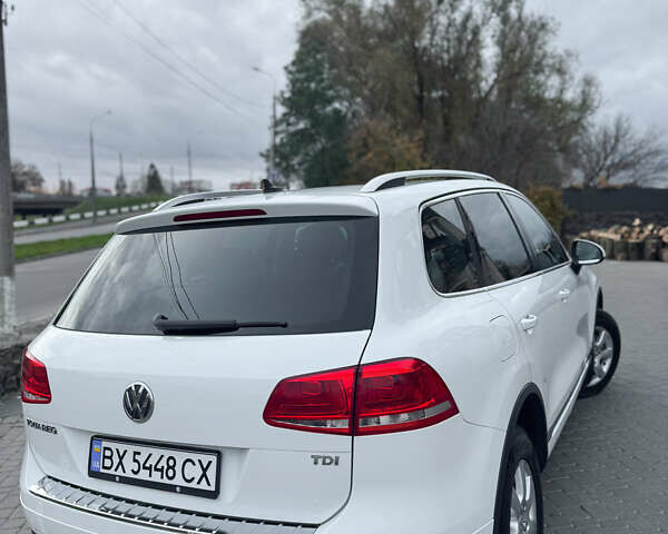 Белый Фольксваген Туарег, объемом двигателя 2.97 л и пробегом 278 тыс. км за 26800 $, фото 16 на Automoto.ua