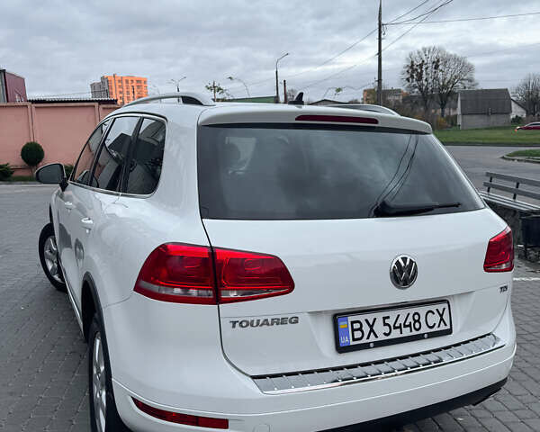 Белый Фольксваген Туарег, объемом двигателя 2.97 л и пробегом 278 тыс. км за 26800 $, фото 8 на Automoto.ua