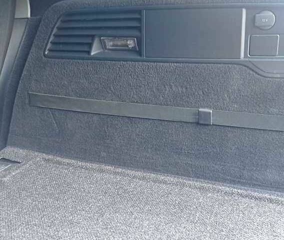 Белый Фольксваген Туарег, объемом двигателя 3 л и пробегом 140 тыс. км за 16600 $, фото 9 на Automoto.ua