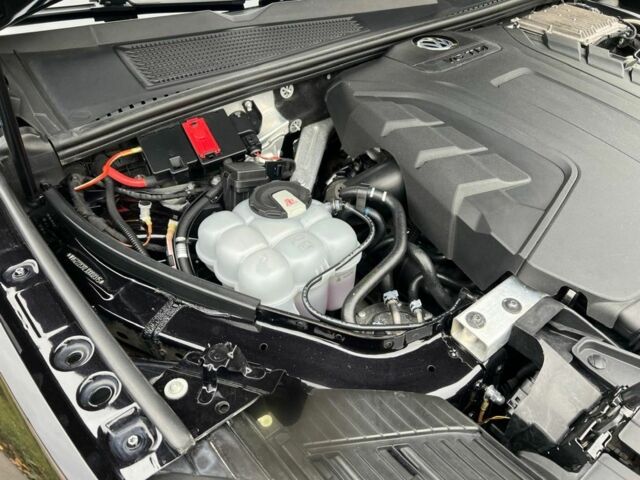 Белый Фольксваген Туарег, объемом двигателя 3 л и пробегом 125 тыс. км за 47500 $, фото 10 на Automoto.ua