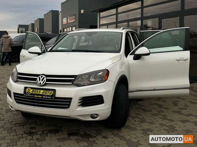 Білий Фольксваген Туарег, об'ємом двигуна 3 л та пробігом 283 тис. км за 20800 $, фото 8 на Automoto.ua