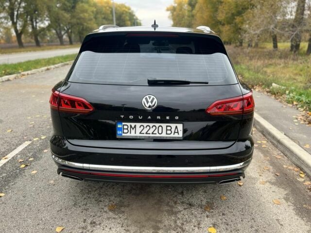 Белый Фольксваген Туарег, объемом двигателя 3 л и пробегом 125 тыс. км за 47500 $, фото 2 на Automoto.ua