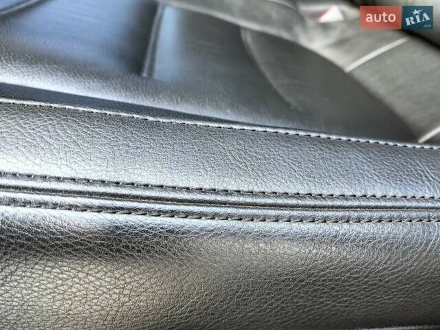 Білий Фольксваген Туарег, об'ємом двигуна 3 л та пробігом 241 тис. км за 21800 $, фото 14 на Automoto.ua