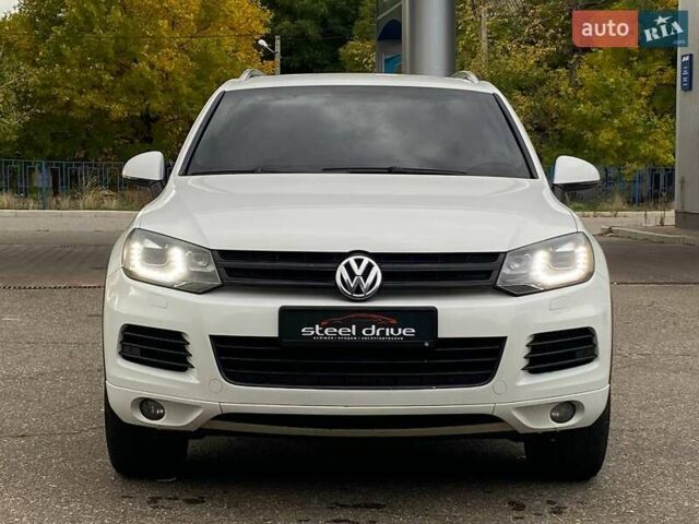 Белый Фольксваген Туарег, объемом двигателя 2.98 л и пробегом 258 тыс. км за 22499 $, фото 1 на Automoto.ua