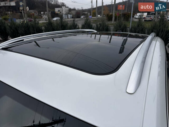 Белый Фольксваген Туарег, объемом двигателя 2.97 л и пробегом 260 тыс. км за 21900 $, фото 16 на Automoto.ua