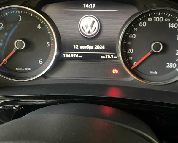 Білий Фольксваген Туарег, об'ємом двигуна 2.97 л та пробігом 165 тис. км за 23800 $, фото 15 на Automoto.ua