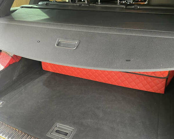 Білий Фольксваген Туарег, об'ємом двигуна 2.97 л та пробігом 165 тис. км за 23800 $, фото 4 на Automoto.ua