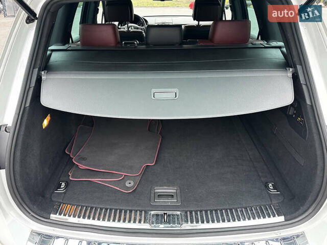 Белый Фольксваген Туарег, объемом двигателя 2.97 л и пробегом 260 тыс. км за 21900 $, фото 21 на Automoto.ua