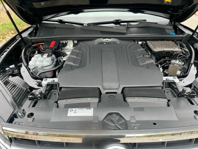 Белый Фольксваген Туарег, объемом двигателя 3 л и пробегом 125 тыс. км за 47500 $, фото 11 на Automoto.ua