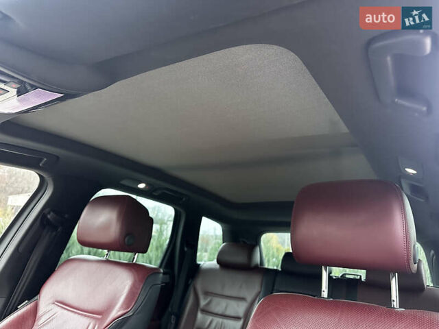 Белый Фольксваген Туарег, объемом двигателя 2.97 л и пробегом 260 тыс. км за 21900 $, фото 36 на Automoto.ua