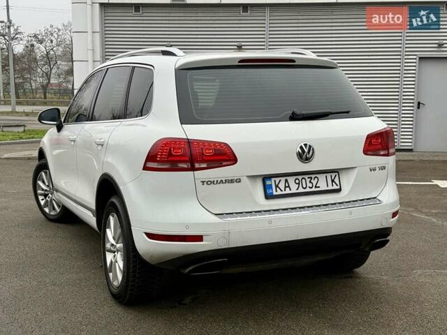 Белый Фольксваген Туарег, объемом двигателя 2.97 л и пробегом 290 тыс. км за 15900 $, фото 8 на Automoto.ua
