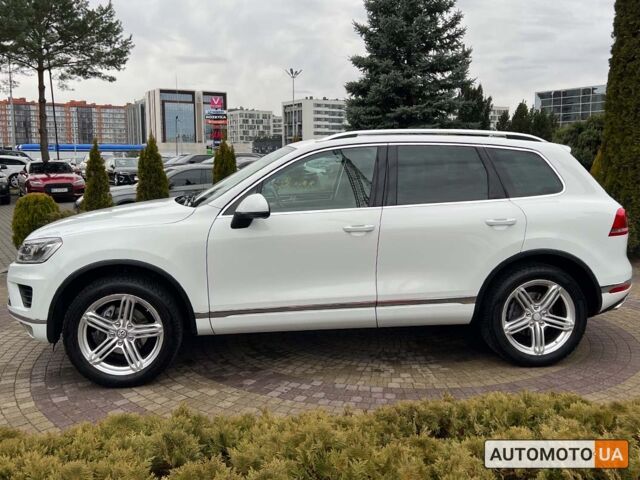 Білий Фольксваген Туарег, об'ємом двигуна 3.6 л та пробігом 153 тис. км за 23200 $, фото 3 на Automoto.ua