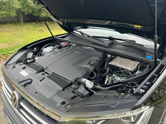 Белый Фольксваген Туарег, объемом двигателя 3 л и пробегом 125 тыс. км за 47500 $, фото 13 на Automoto.ua