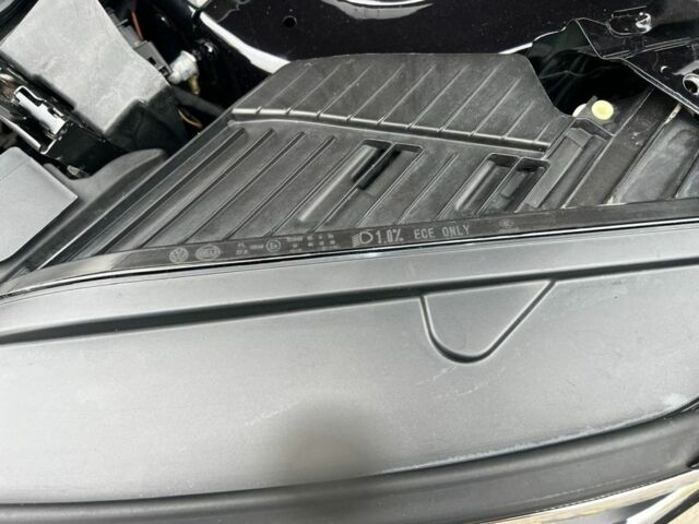 Белый Фольксваген Туарег, объемом двигателя 3 л и пробегом 125 тыс. км за 47500 $, фото 12 на Automoto.ua