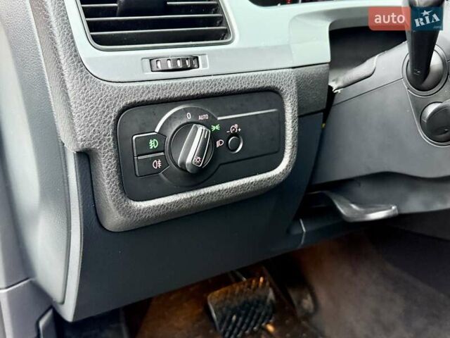 Белый Фольксваген Туарег, объемом двигателя 2.97 л и пробегом 290 тыс. км за 15900 $, фото 27 на Automoto.ua