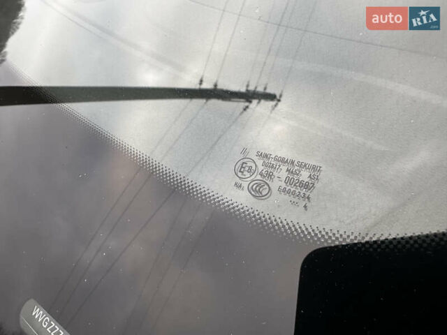 Белый Фольксваген Туарег, объемом двигателя 2.97 л и пробегом 260 тыс. км за 21900 $, фото 15 на Automoto.ua