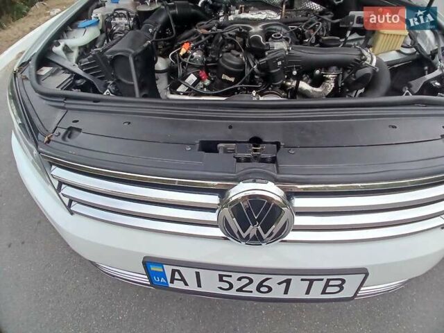 Белый Фольксваген Туарег, объемом двигателя 3 л и пробегом 170 тыс. км за 24900 $, фото 52 на Automoto.ua