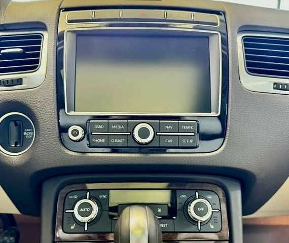 Белый Фольксваген Туарег, объемом двигателя 3.6 л и пробегом 89 тыс. км за 13100 $, фото 8 на Automoto.ua