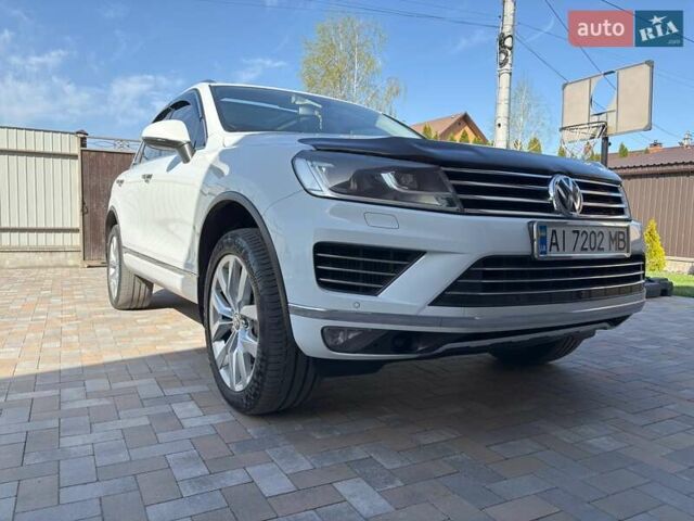Белый Фольксваген Туарег, объемом двигателя 2.97 л и пробегом 308 тыс. км за 24900 $, фото 5 на Automoto.ua
