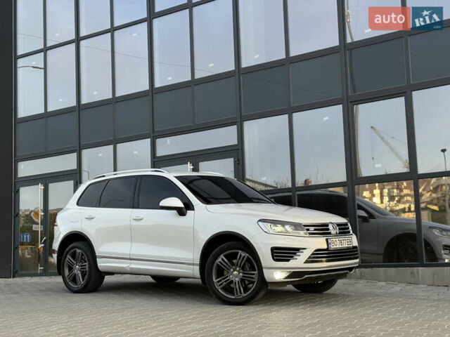 Білий Фольксваген Туарег, об'ємом двигуна 2.98 л та пробігом 287 тис. км за 24250 $, фото 13 на Automoto.ua