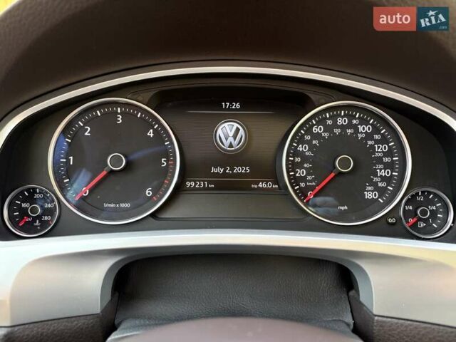 Белый Фольксваген Туарег, объемом двигателя 2.97 л и пробегом 99 тыс. км за 28500 $, фото 24 на Automoto.ua