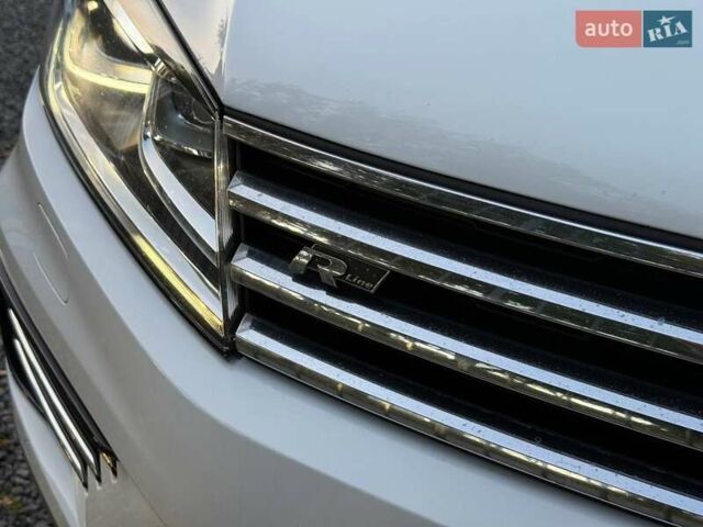 Белый Фольксваген Туарег, объемом двигателя 2.97 л и пробегом 205 тыс. км за 23900 $, фото 19 на Automoto.ua