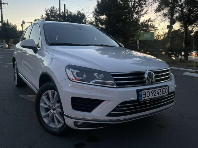 Белый Фольксваген Туарег, объемом двигателя 3 л и пробегом 208 тыс. км за 21800 $, фото 9 на Automoto.ua