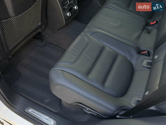 Білий Фольксваген Туарег, об'ємом двигуна 3 л та пробігом 279 тис. км за 24700 $, фото 26 на Automoto.ua