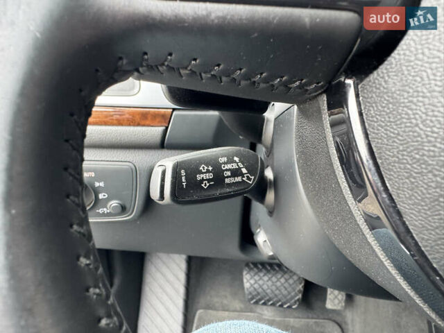 Белый Фольксваген Туарег, объемом двигателя 3.6 л и пробегом 242 тыс. км за 18500 $, фото 38 на Automoto.ua