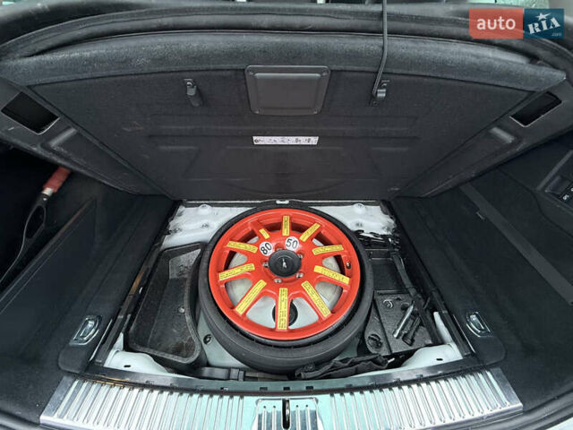 Белый Фольксваген Туарег, объемом двигателя 2.97 л и пробегом 216 тыс. км за 24500 $, фото 30 на Automoto.ua