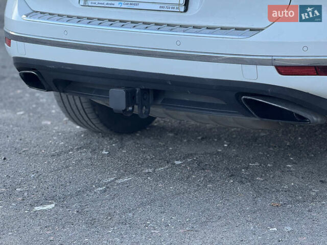 Белый Фольксваген Туарег, объемом двигателя 3.6 л и пробегом 242 тыс. км за 18500 $, фото 39 на Automoto.ua