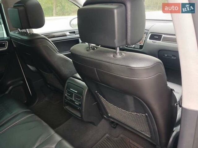 Белый Фольксваген Туарег, объемом двигателя 3 л и пробегом 170 тыс. км за 24900 $, фото 32 на Automoto.ua