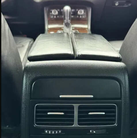 Білий Фольксваген Туарег, об'ємом двигуна 2.97 л та пробігом 320 тис. км за 23200 $, фото 20 на Automoto.ua