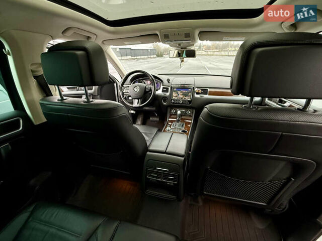 Белый Фольксваген Туарег, объемом двигателя 2.97 л и пробегом 216 тыс. км за 24500 $, фото 27 на Automoto.ua